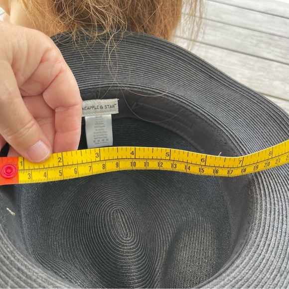 Pineapple & Star Classic Black Fedora Hat - Picture 5 of 6